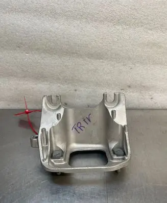 Renault Trafic III (X82) Gearbox mounting bracket