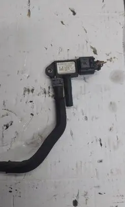 Audi A4 S4 B8 8K Exhaust gas pressure sensor 059906051A 150113T2206E