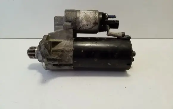 Volkswagen Eos Starter motor 02E911023H