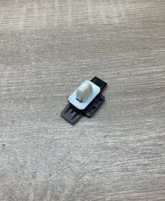 Ford Focus Windshield trim 1106903