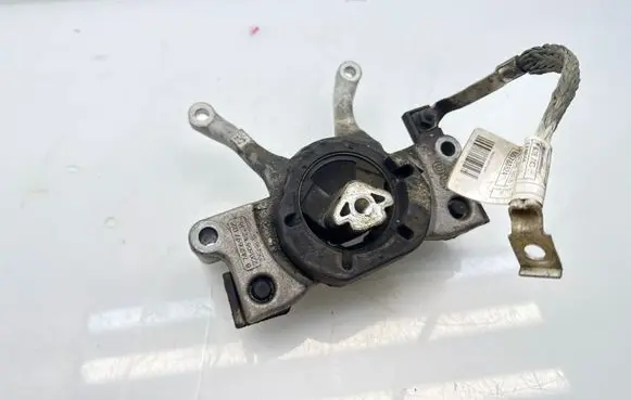 BMW 3 G20 G21 Gearbox mount 8742697