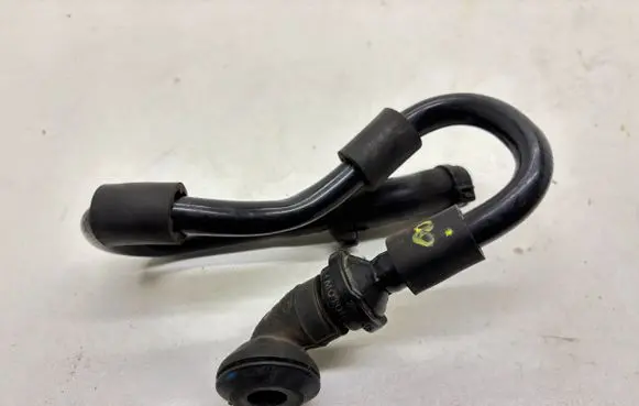 Audi A6 S6 C6 4F Vacuum line/pipe/hose 4F0611743D
