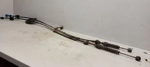 Toyota Verso Gear shift cable linkage 112112979