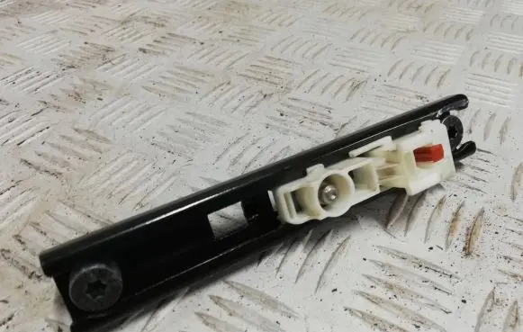 Renault Captur Seat belt height adjuster 