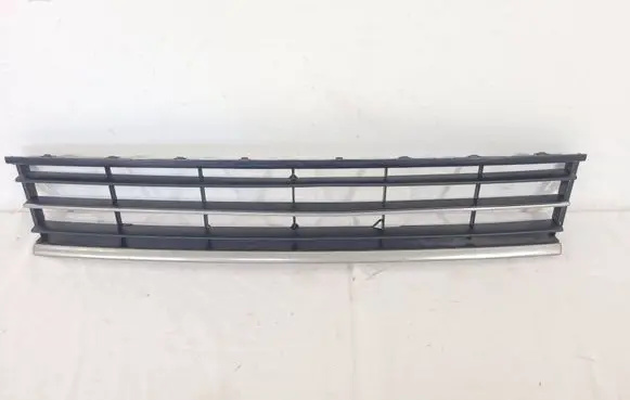 Volkswagen PASSAT B7 Front bumper lower grill 3AA853677