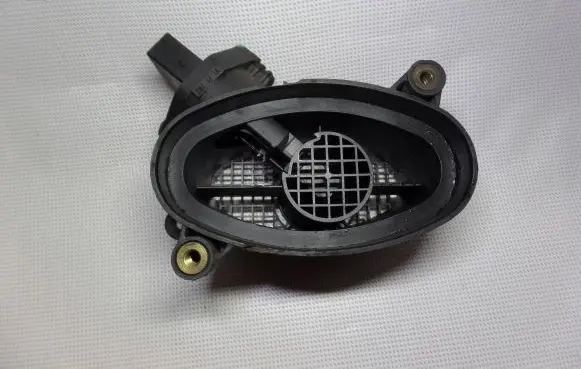 BMW 5 E39 Mass air flow meter 7787076