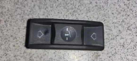 BMW 5 E34 Sunroof switch 61318359270
