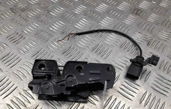 Audi Q7 4L Engine bonnet/hood lock/catch 4L0823509