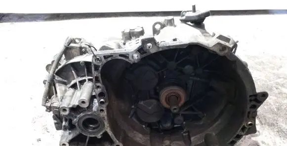 Mitsubishi Carisma Manual 5 speed gearbox 1023765