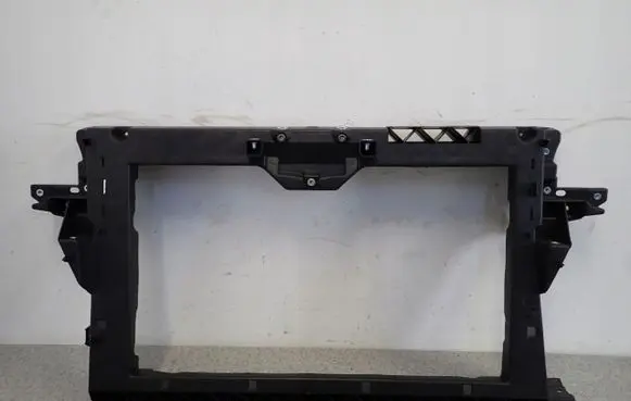 Mitsubishi Colt Front bodywork piece 