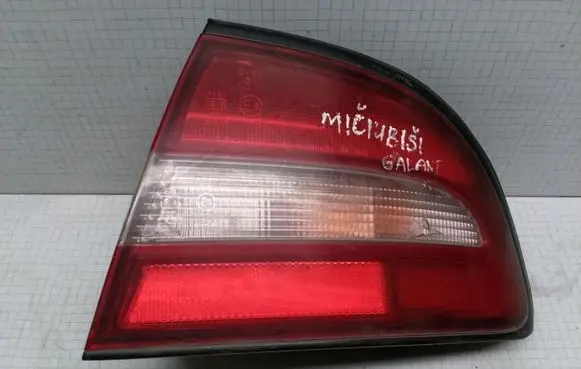 Mitsubishi Galant Rear/tail lights STANLEY0431593R 023143