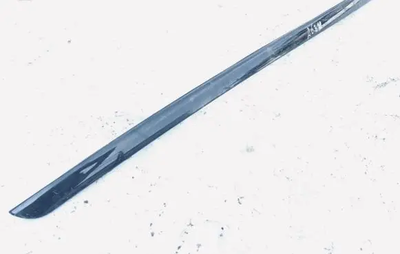Citroen C4 I Front door glass trim molding 96563473xc