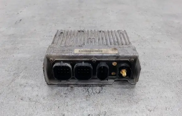 Renault Master II Engine control unit/module ECU 7700311655