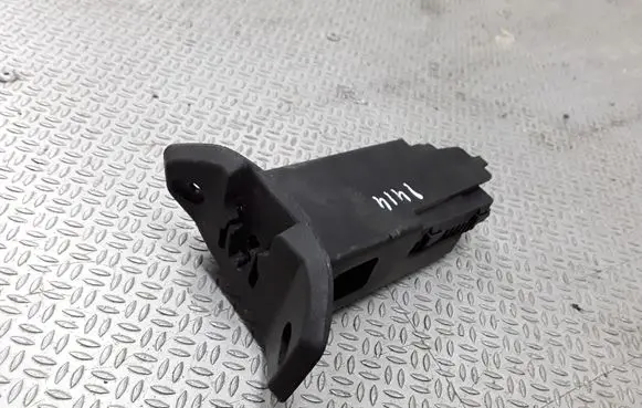 Fuel tank cap lock