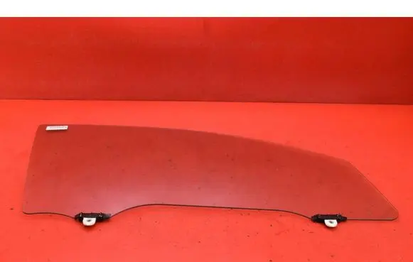 Mitsubishi ASX Front door window glass four-door