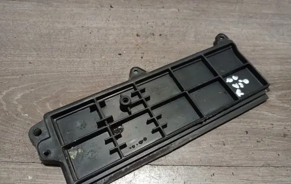 Volvo V50 Cabin air micro filter cap 3M5H19D672