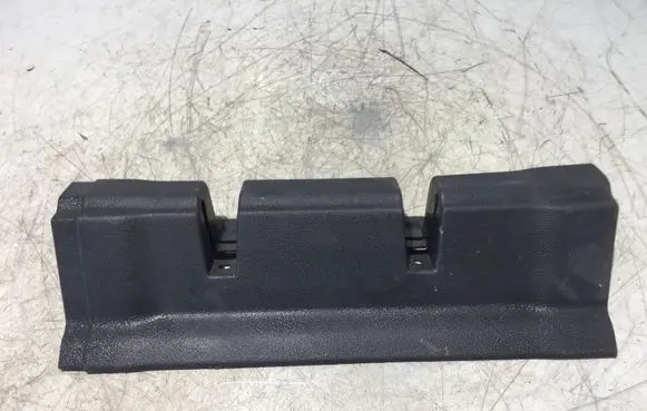 Volkswagen Touran I Other trunk/boot trim element 1T0857186B