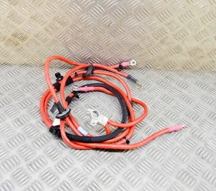 Mercedes-Benz GLE (W166 - C292) Positive cable (battery) A1664404337