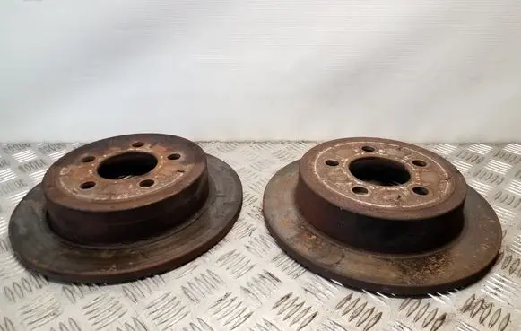 Jeep Cherokee III KJ Rear brake disc