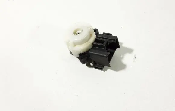 Toyota Corolla E120 E130 Ignition lock contact 