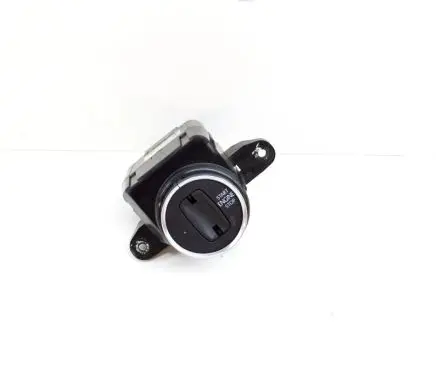 Volkswagen Touareg II Ignition lock 7P6905843D 33305101