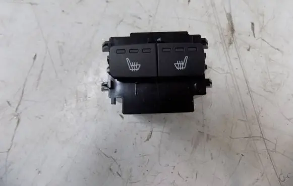 Volvo V60 Seat heating switch 31346786