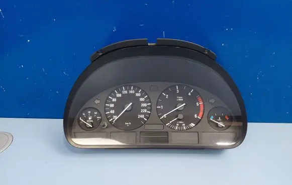 BMW 5 E39 Speedometer (instrument cluster) 62116907018 110008735