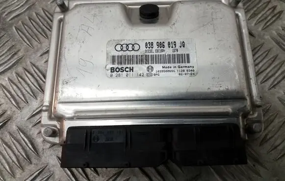 Audi A4 S4 B6 8E 8H Engine control unit/module ECU 038906019JQ EDC15P