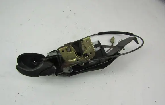 Ford Focus Front door lock 