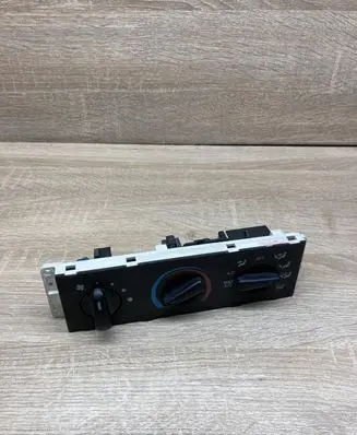Ford Explorer Climate control unit 3441F57HAD F57HAD F57H19C733AB