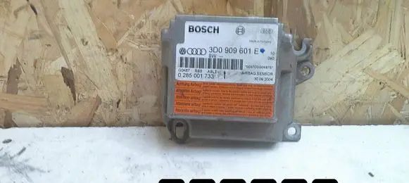 Volkswagen Phaeton Engine control unit/module