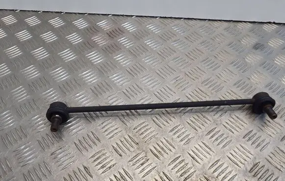Toyota Yaris Front anti-roll bar/stabilizer link 