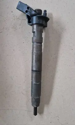 Audi Q7 4L Fuel injector 059130277AH