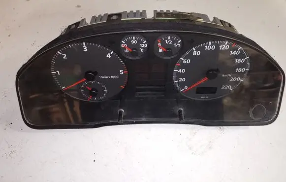 Audi A4 S4 B5 8D Speedometer (instrument cluster) 8D9919033A