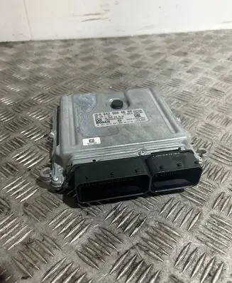 Mercedes-Benz C W204 Engine control unit/module A6429000600 0281015987 A0054467040