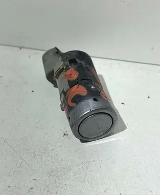 BMW 5 E60 E61 Parking PDC sensor 688028