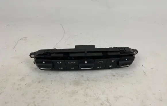 Maserati Levante Climate control unit 06700749200