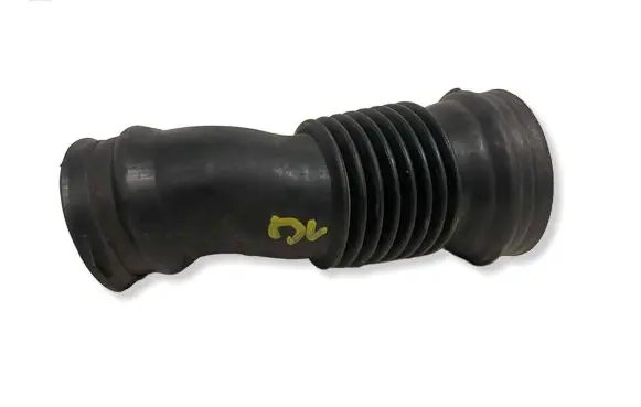 Volvo V70 Air intake hose/pipe 30769233