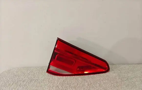 Volkswagen Touran III Rear/tail lights