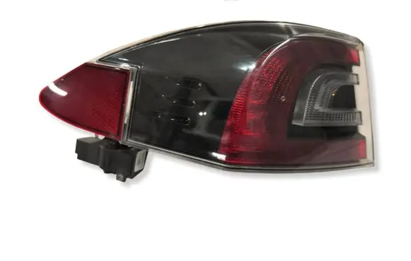 Tesla Model S Rear/tail lights 600591800F 133068200089