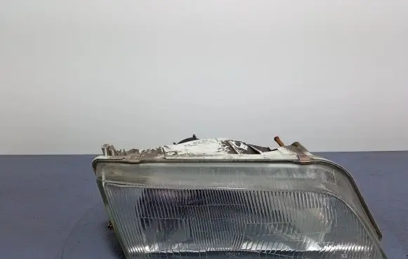 Nissan Maxima Headlight/headlamp