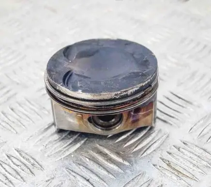 Volkswagen Golf VII Piston 06K107065F
