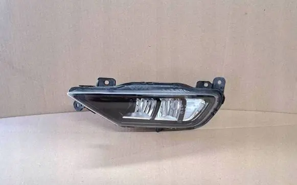 Volvo XC90 Front fog light 32337365