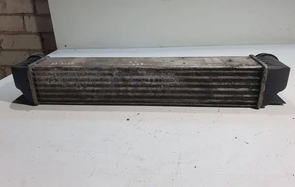 BMW 5 E39 Intercooler radiator 1914555 1612787