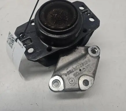 Peugeot 3008 I Engine mount bracket 896820267804