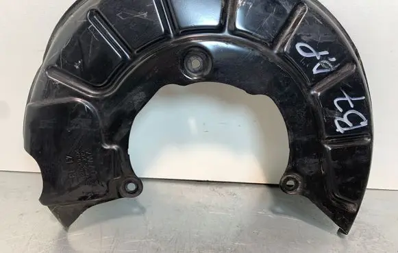 Volkswagen PASSAT B7 Front brake disc dust cover plate 1K06153121