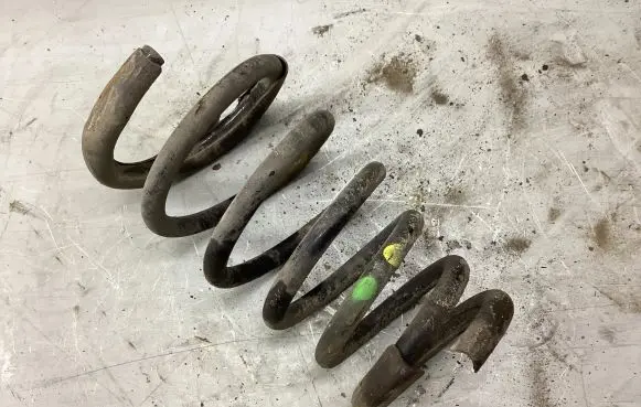 Volvo XC90 Rear coil spring