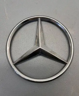 Mercedes-Benz C W204 Manufacturer badge logo/emblem A2078170016