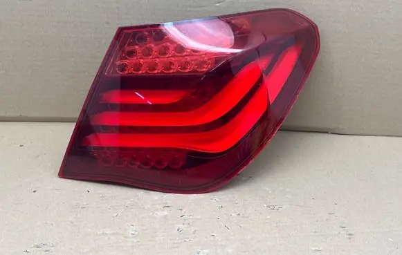 Rear/tail lights
