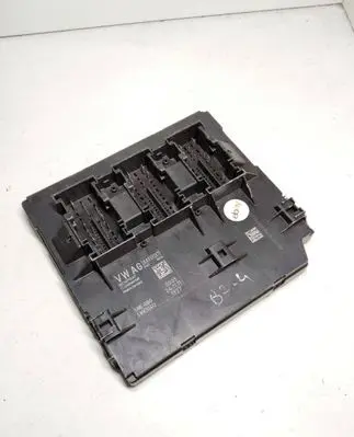 Volkswagen PASSAT B7 Comfort/convenience module 3AA937087F BCMPQ47 5WK50413